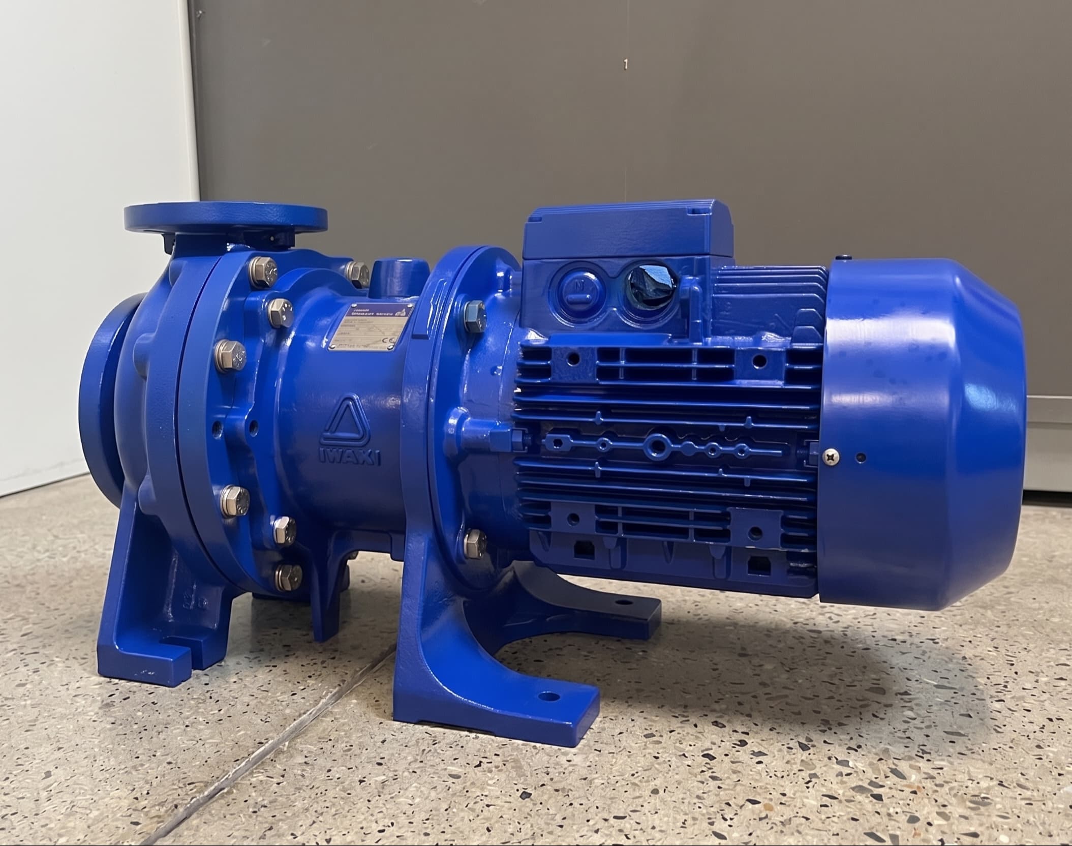 Circulation and spray pumps